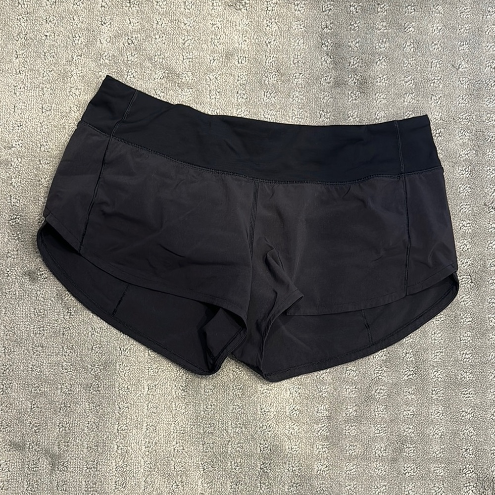 Lululemon Speed Up Low Rise 2.5” lined Shorts